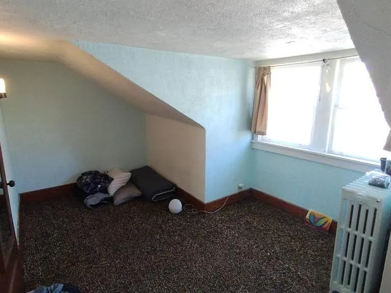 5840 Hobart St — Photo 15