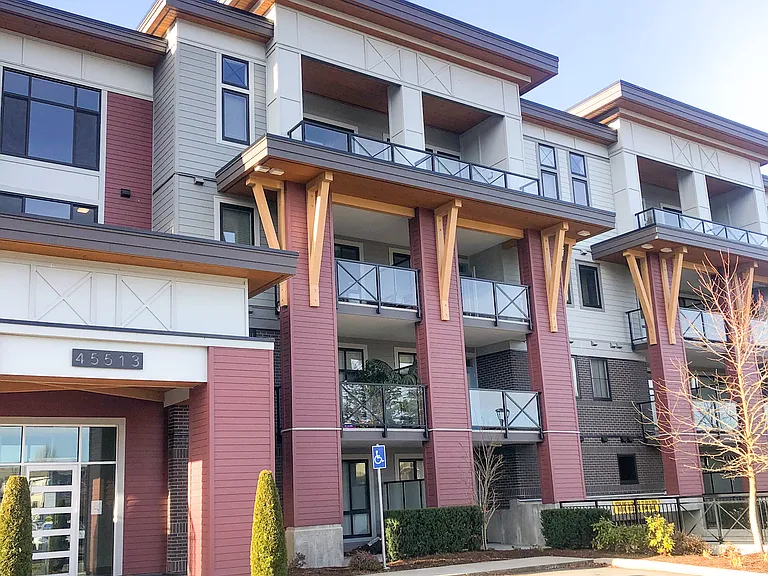 45513 Market Way — Photo 2