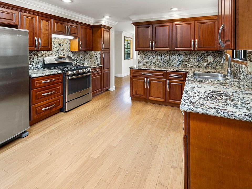 1st image of 1417 Olympic Ave