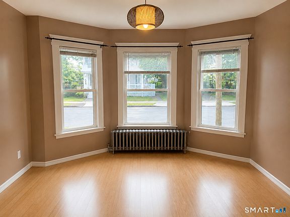 2nd image of 122 Atwater St