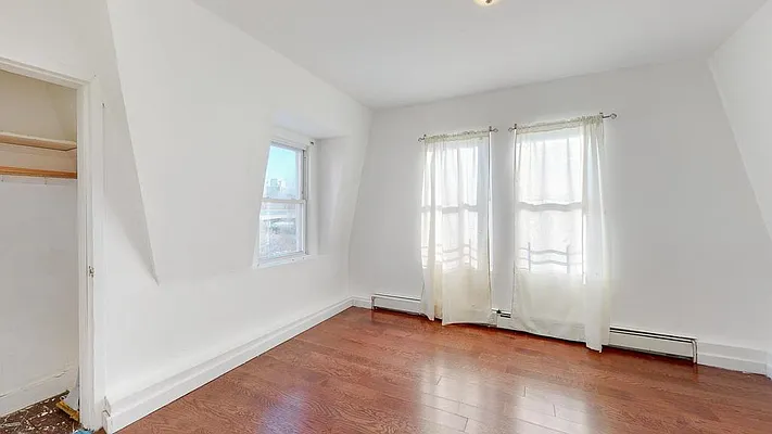 Sold by H.P. Greenfield Real Estate | media 30