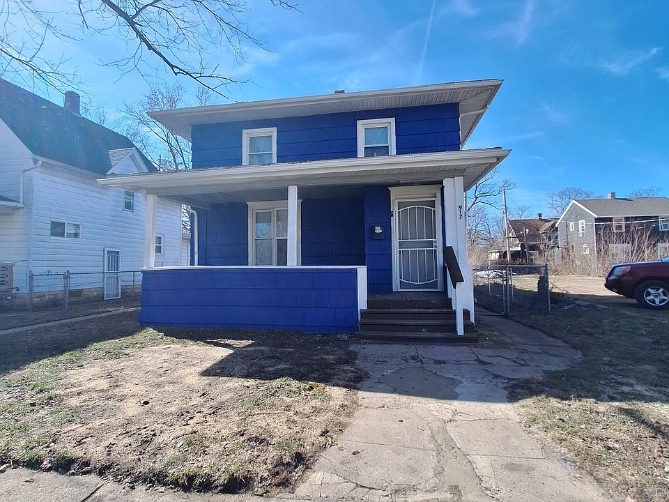 1st image of 917 Blaine Ave