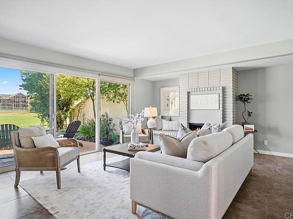 3rd image of 213 Via Osuna