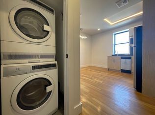 102 Frost St #4, Brooklyn, NY 11211