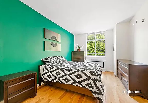 2nd image of 350 Albany St APT 3H