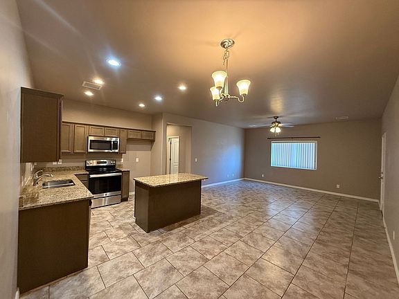 3rd image of 3530 N Irving St #B