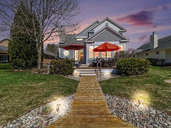 5383 Tonto Rd, Pentwater, MI 49449