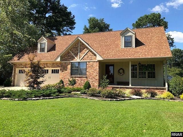 1st image of 110 Mockingbird Ln