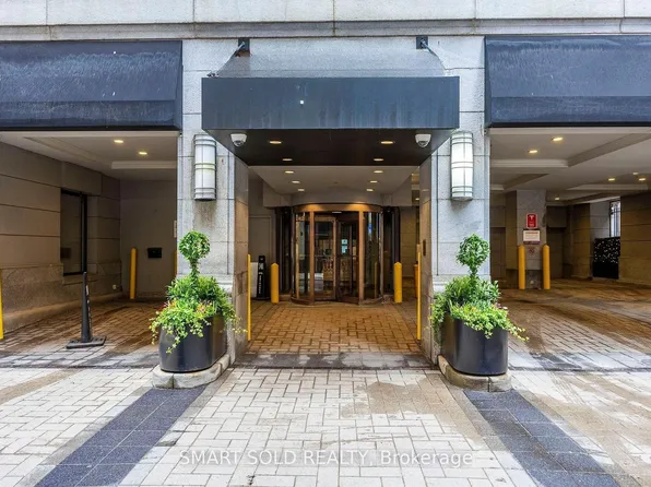 1 King St W #2311, Toronto, ON M5H 1A1