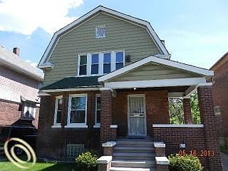 1st image of 52 Tennyson St