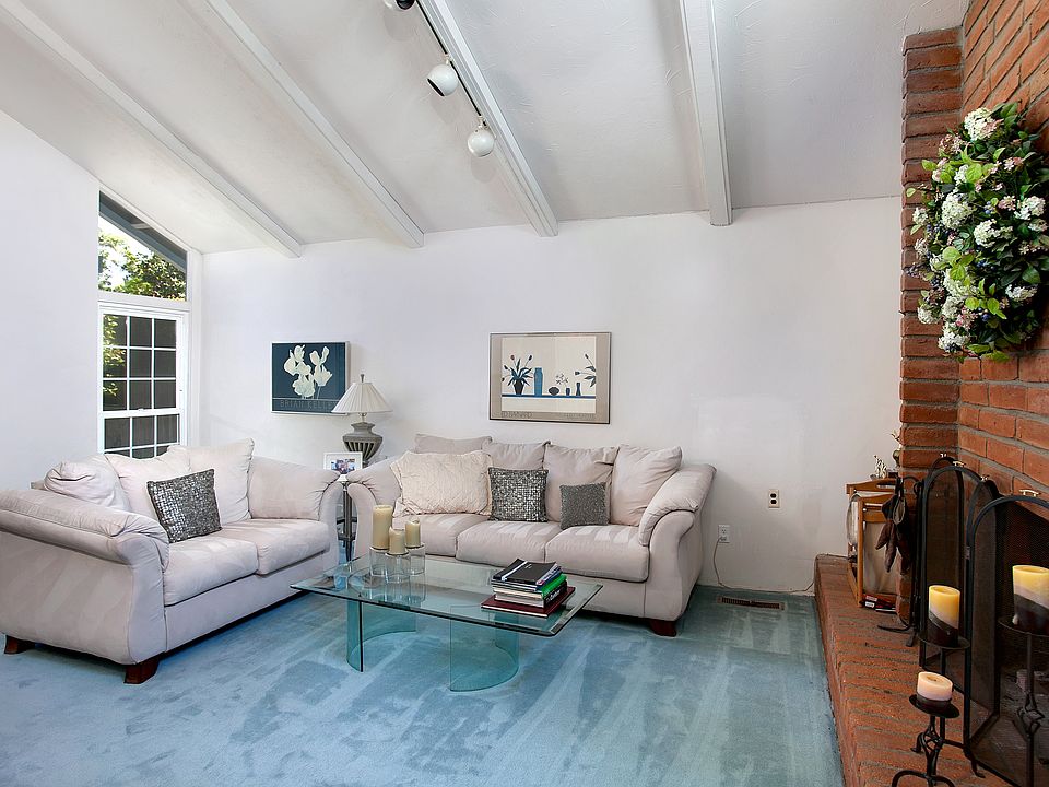 2nd image of 6039 Charae St