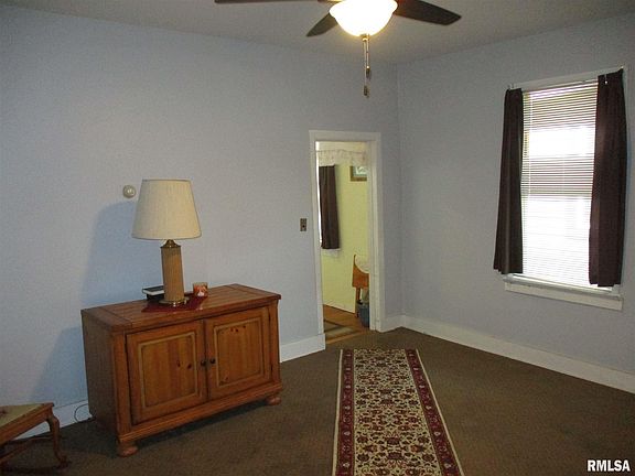 5th image of 511 Main St