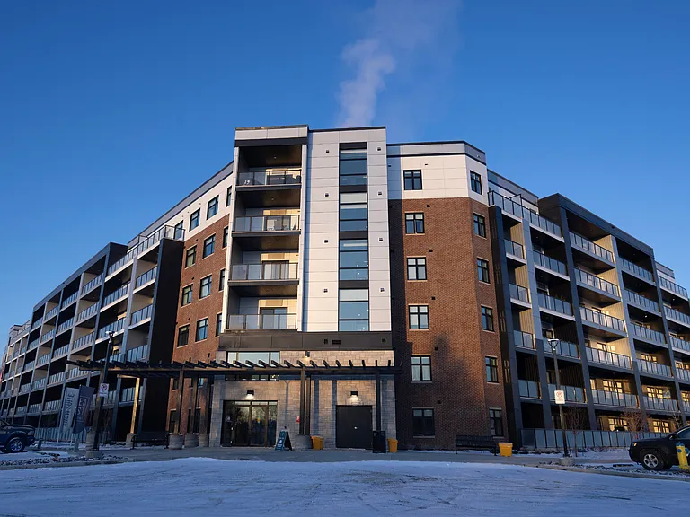 835 Saint Albert Trl — Photo 3
