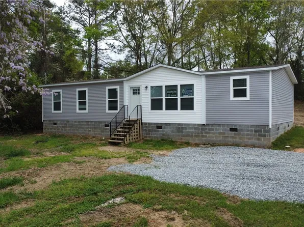 121 Lee Road 597, Phenix City, AL 36870