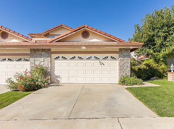 2nd image of 5415 Isabella Ct