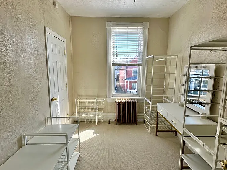 715 N Beatty St — Photo 13
