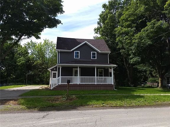 2nd image of 10 W Mill St