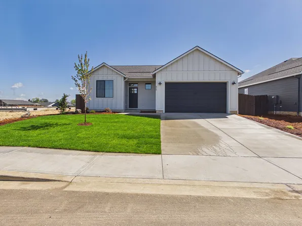 610 Powell Ave, Winlock, WA 98596