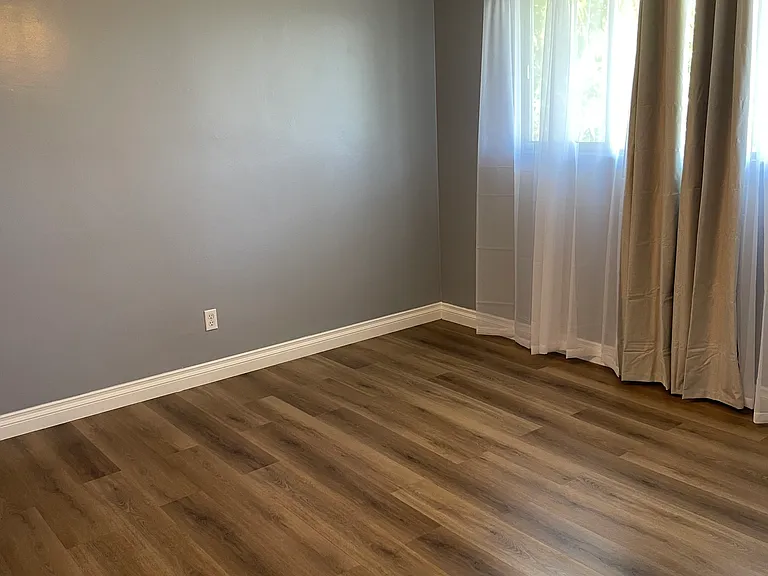 220 E Sierra Madre Blvd — Photo 8