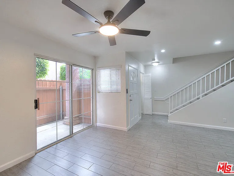 13810 Funston Ave — Photo 5
