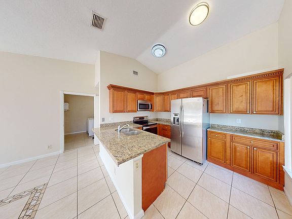 3rd image of 5341 Gray Fox Ct