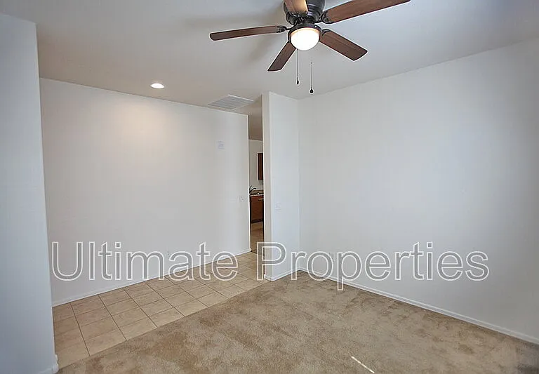 11538 W Redfield Rd — Photo 4