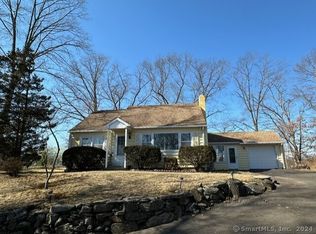 355 Silver St, Bridgeport, CT 06610