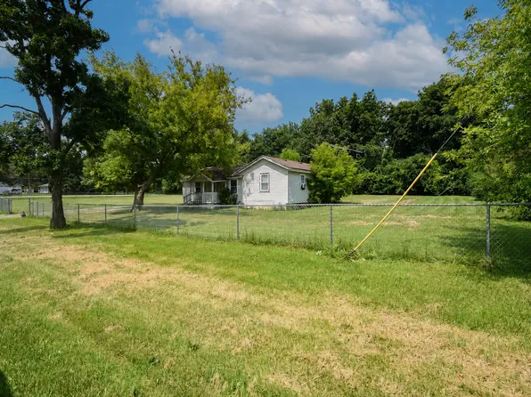 12210 W Blossom Ave, Beach Park, IL 60087