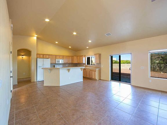 4th image of 5373 E Lantana Dr