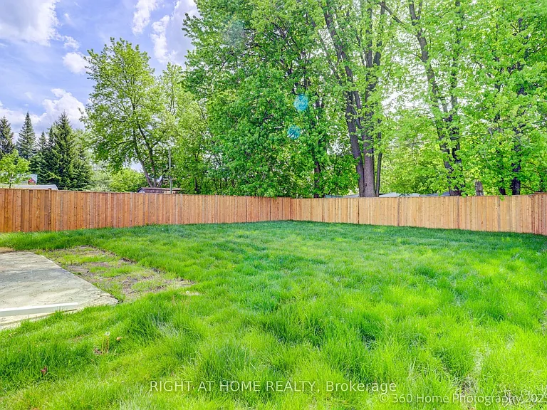 321 Tampa Dr — Photo 20