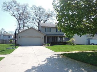 8678 Tamarack St, Temperance, MI 48182