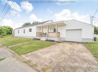 501 Abney St, Saint Albans, WV 25177