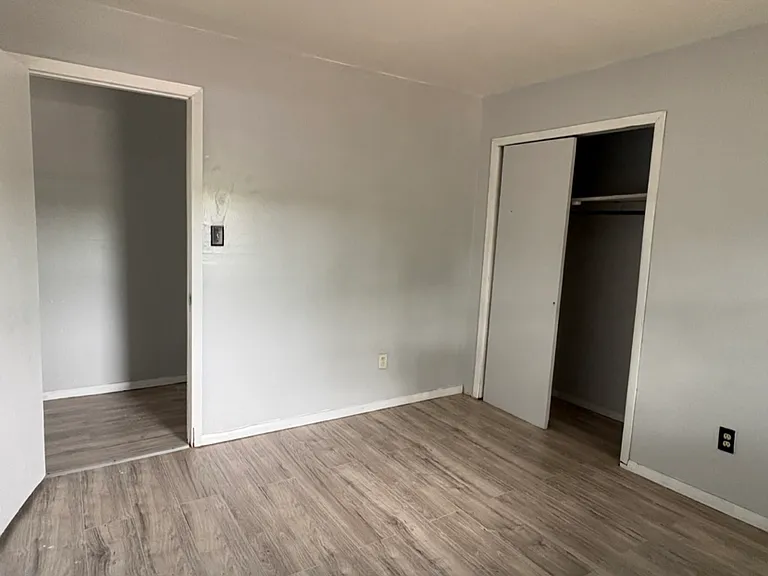 208 Main St #B — Photo 13