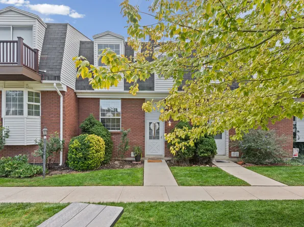 668 E Williamsburg Park Cir, Sandy, UT 84070
