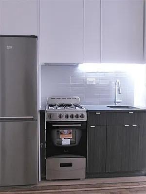 Rented by Bold New York | media 11