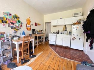 19 S Russell St APT 8, Boston, MA 02114