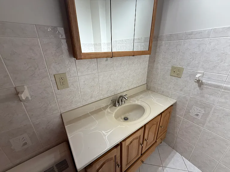 38 Forest St #2 — Photo 7