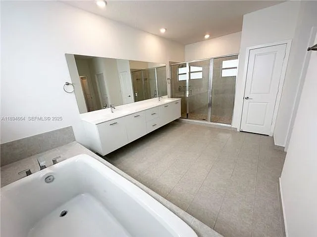 17394 SW 46th St — Photo 5