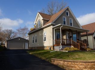 1612 S 10th St, Sheboygan, WI 53081