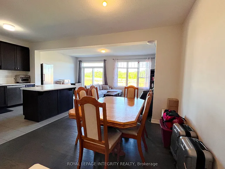 49 Bermondsey Way — Photo 5