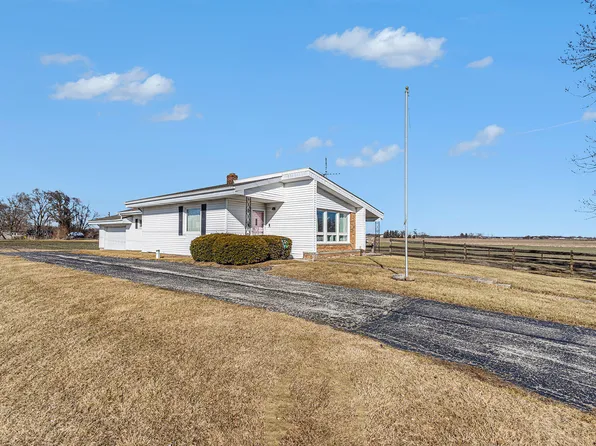 721 S State Road 2, Hebron, IN 46341