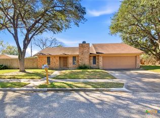 105 Chesapeake Ave, Victoria, TX 77904