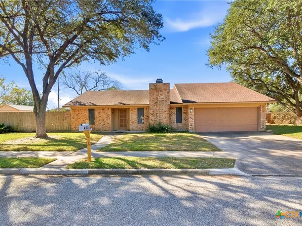105 Chesapeake Ave, Victoria, TX 77904