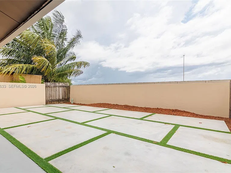 11903 SW 110th Street Cir E #11903 — Photo 36