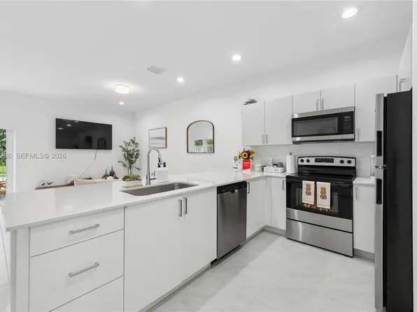 635 NW 30th Ave, Pompano Beach, FL 33069