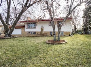 8100 Yates Ave N, Brooklyn Park, MN 55443