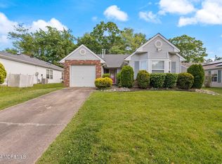 126 Danbury Dr, Little Egg Harbor, NJ 08087