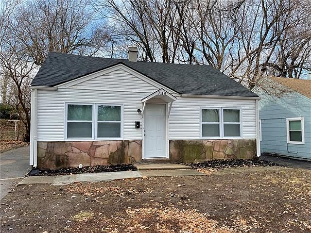 1st image of 7118 Flora Ave