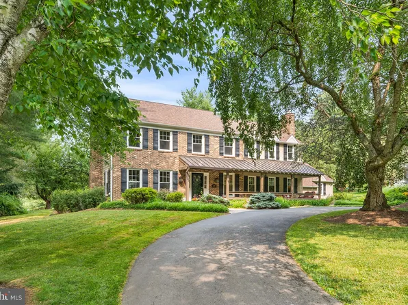 737 Isaac Taylor Dr, West Chester, PA 19382
