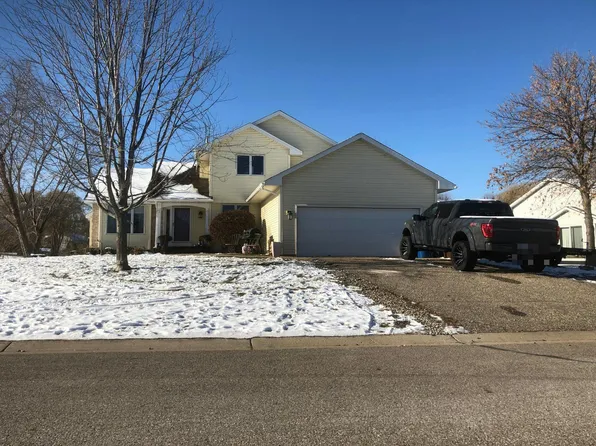 3740 Fox Trl, Saint Bonifacius, MN 55375